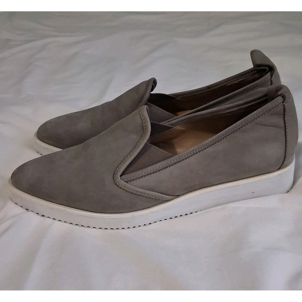 Everlane The Nubuck Street Shoes Womens 9 Taupe Suede Pointed Toe Slip On Italy